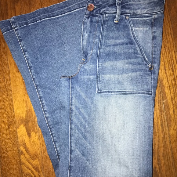 american eagle bell bottom